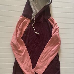 2 toned pink with grey hood, ampersand Ave double hoodie. SUPER stretchy.